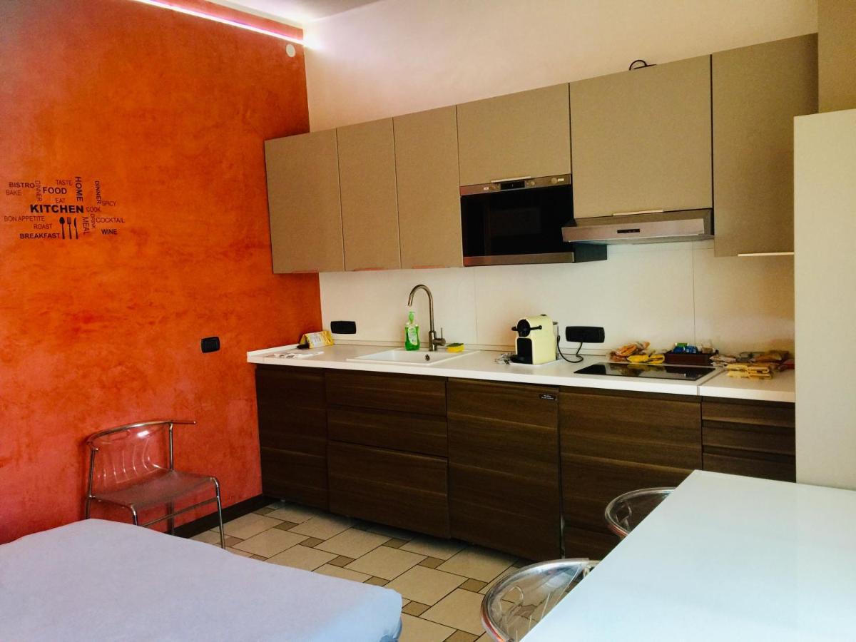 B2In Suite & Office 카프리아테 산 제르바시오 외부 사진
