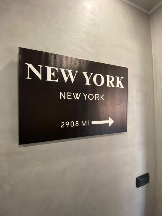 B2In Suite & Office 카프리아테 산 제르바시오 외부 사진