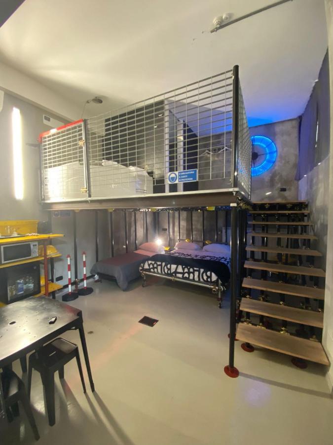 B2In Suite & Office 카프리아테 산 제르바시오 외부 사진