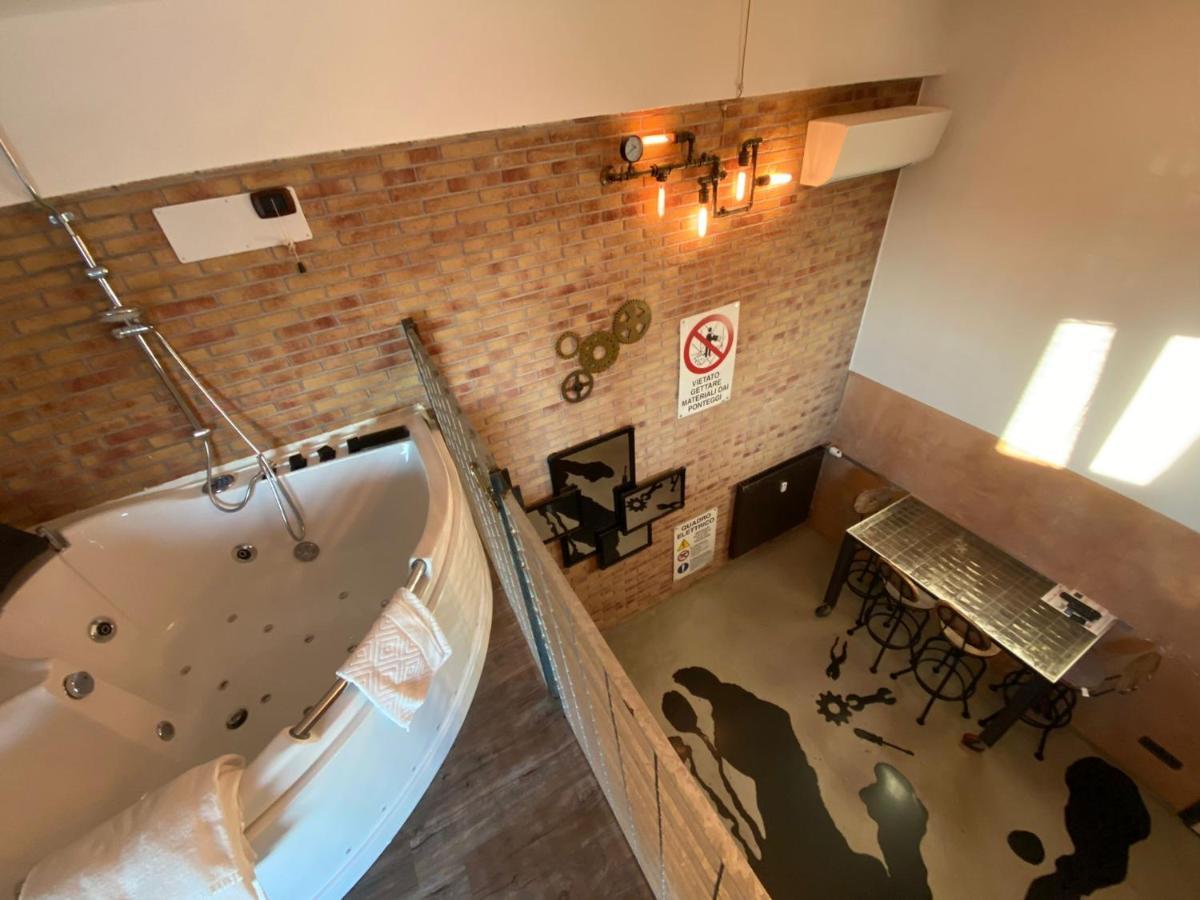 B2In Suite & Office 카프리아테 산 제르바시오 외부 사진
