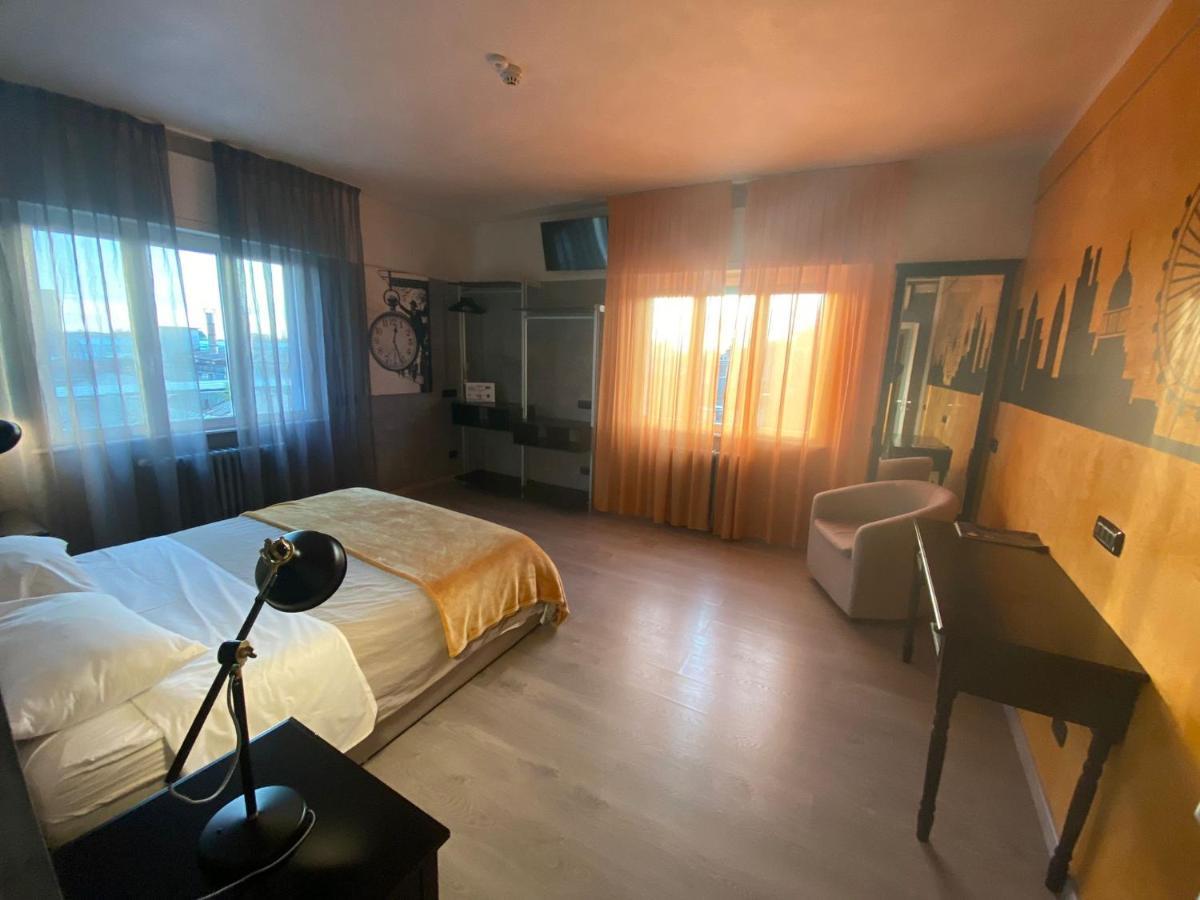 B2In Suite & Office 카프리아테 산 제르바시오 외부 사진