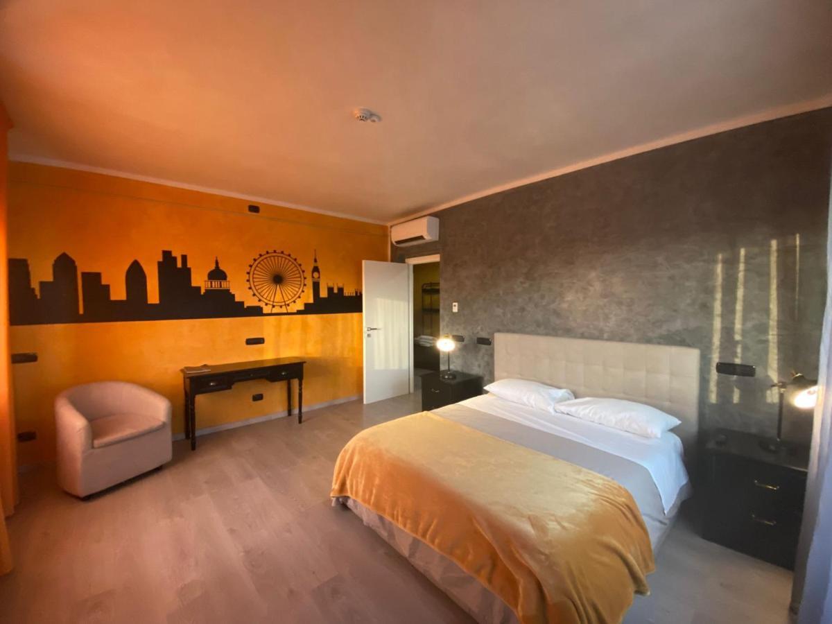 B2In Suite & Office 카프리아테 산 제르바시오 외부 사진